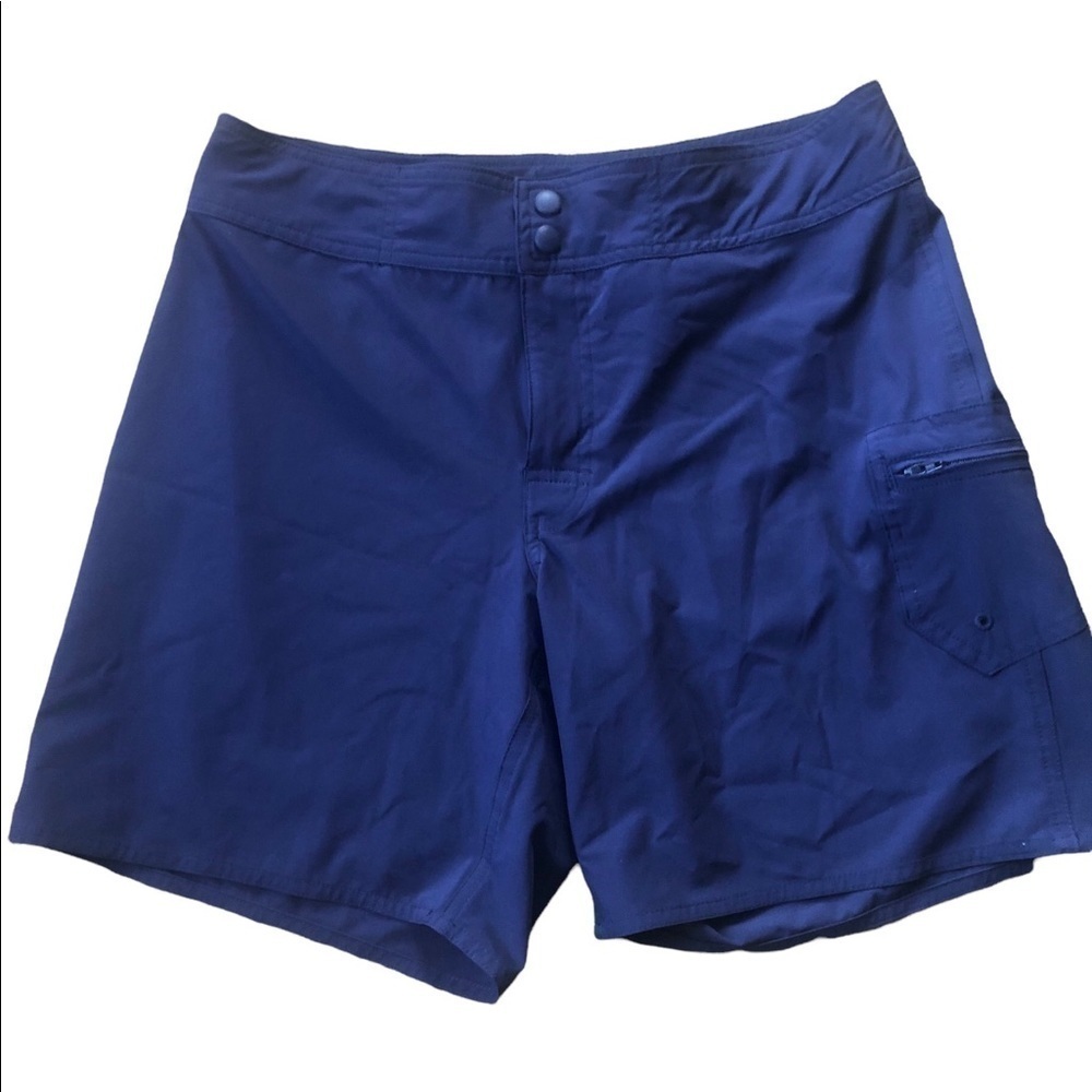 L.L. Bean Cargo Hiking Shorts Sz. 8 UPF 50+ Purple Stretch Lightweight Quick Dry